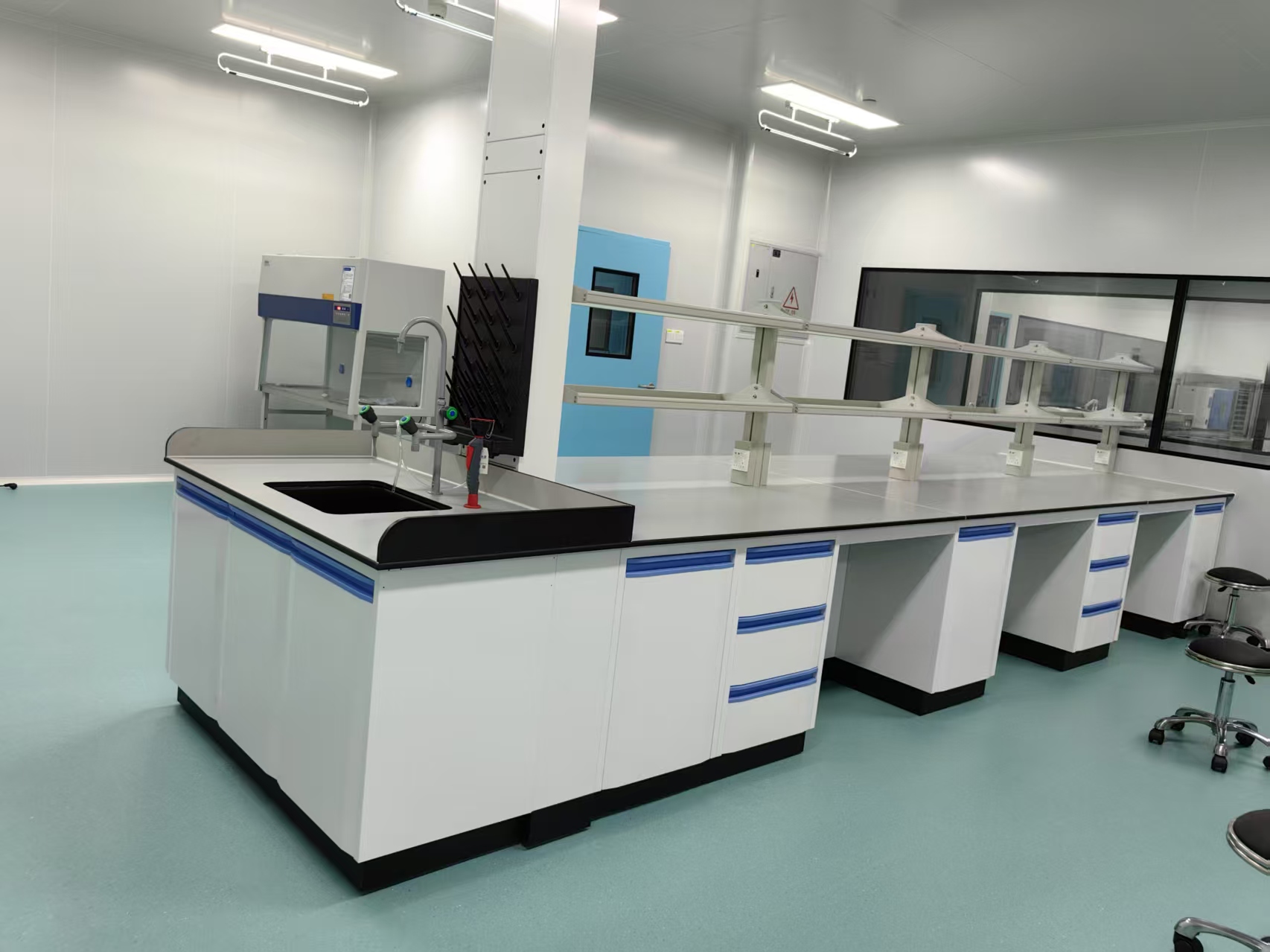 全钢中央台8