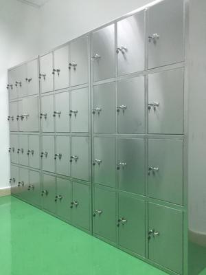 不锈钢更衣柜